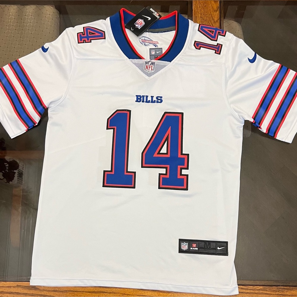 Men’s Medium Stefon Diggs Jersey